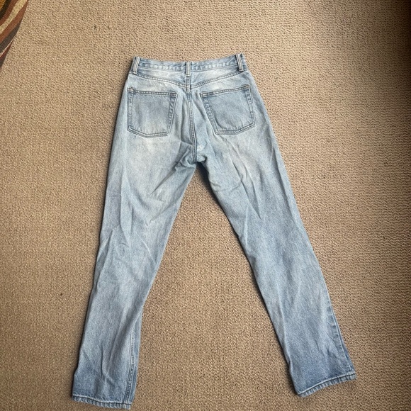 Brandy Melville Boyfriend Jeans - Picture 5 of 8